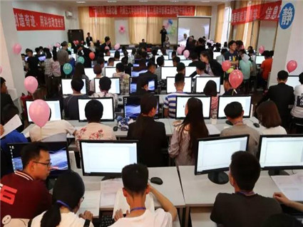 信息工程教学部第五届ACM软件编程大赛圆满落幕